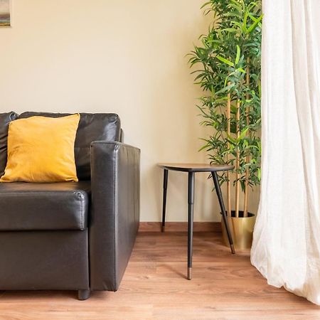 Guestready - Happy Home In Santa Cruz Lissabon Buitenkant foto