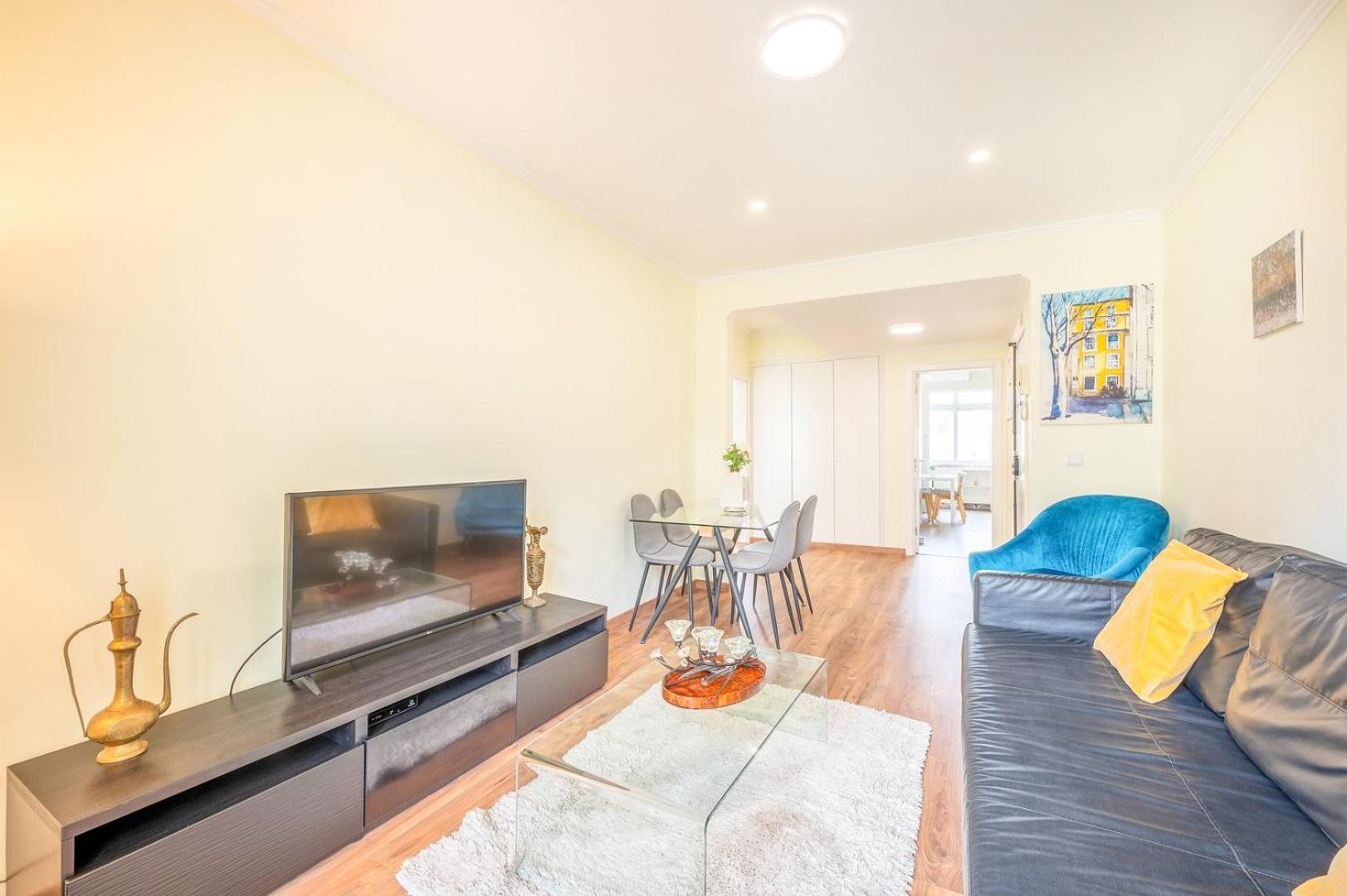 Guestready - Happy Home In Santa Cruz Lissabon Buitenkant foto